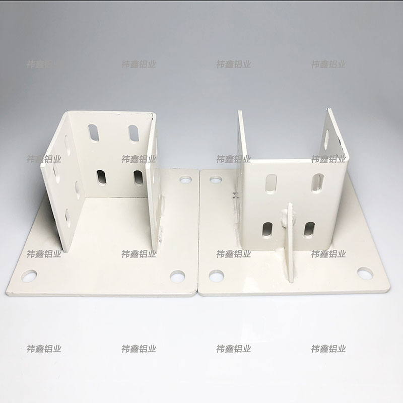 四方地脚坐 图4